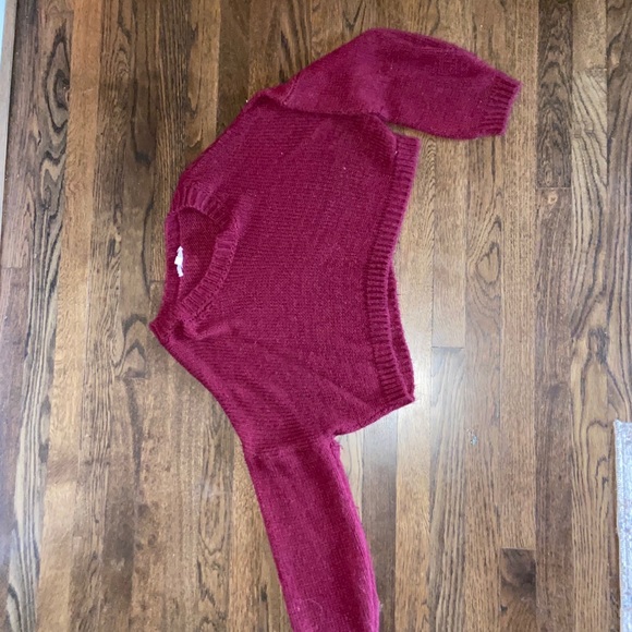 Long Sleeve Crop Sweater - Picture 1 of 2